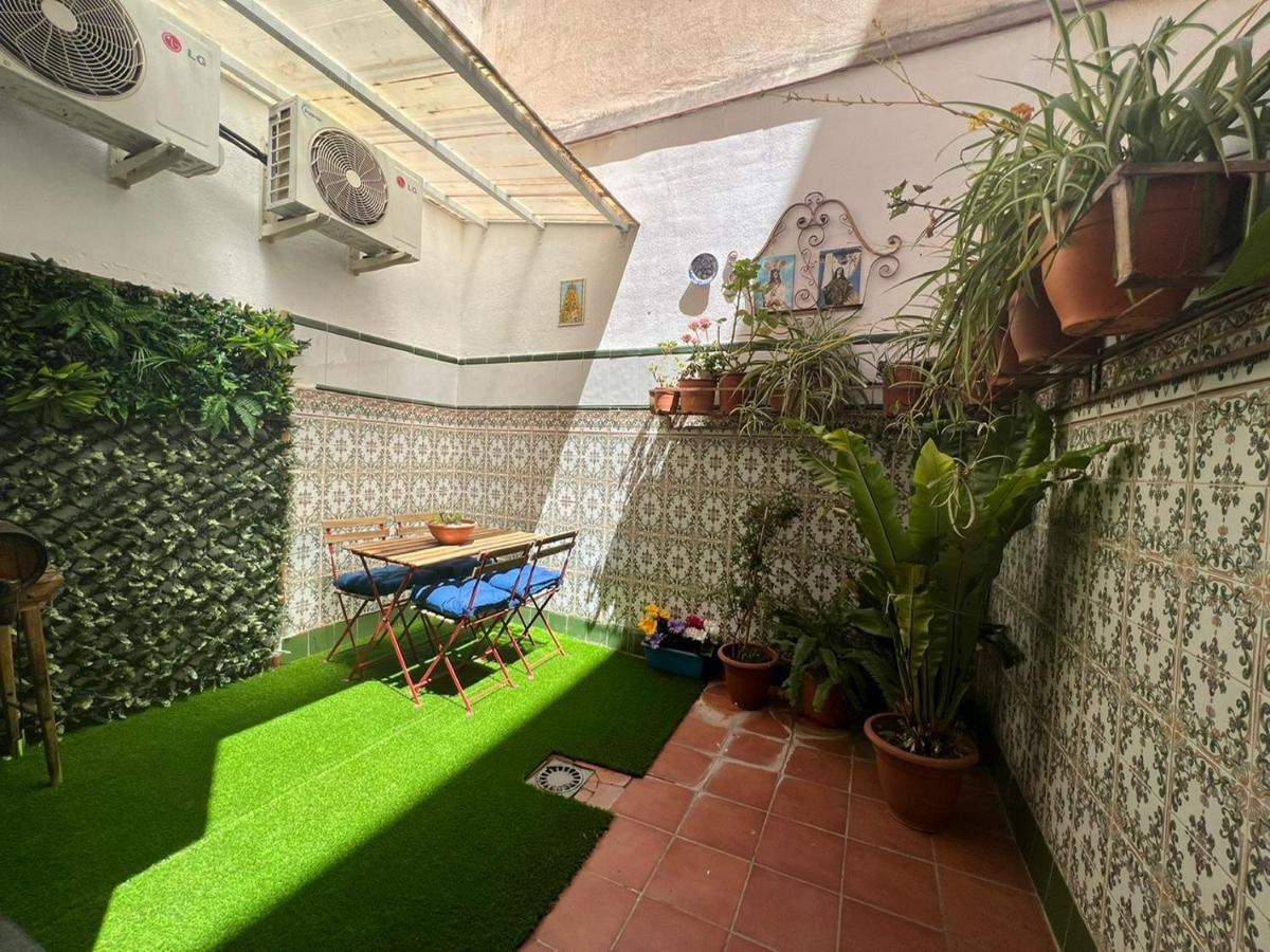 Adela & Private Courtyard By Ele Apartments Málaga Exteriör bild